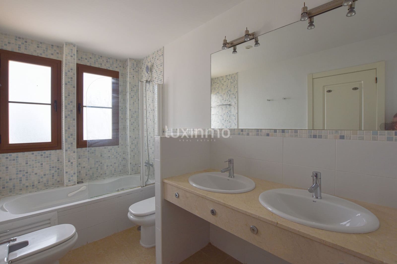 4 Zimmer Villa zu verkaufen in Finestrat mit Pool Garage - 645.000 € (Ref: 9475868)