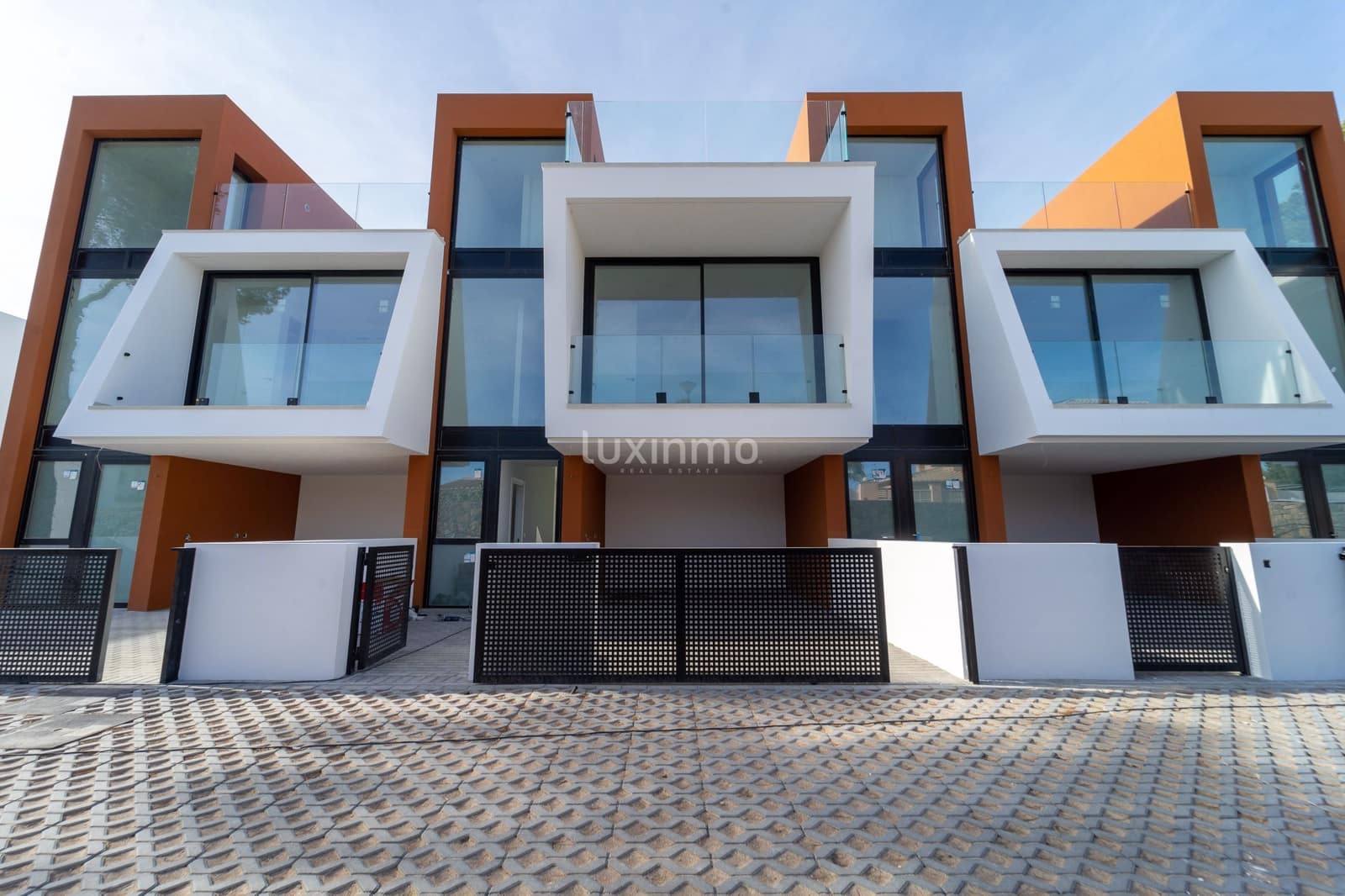 3 chambre Villa/Maison à vendre à Calpe / Calp avec piscine garage - 755 000 € (Ref: 9475874)