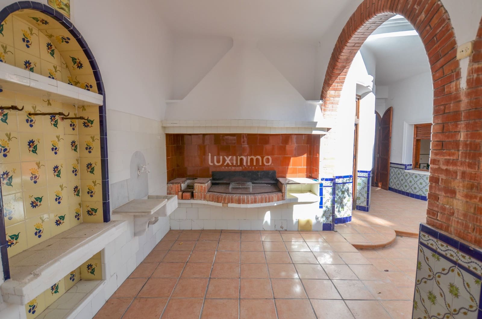 7 sovrum Villa till salu i Pego med pool garage - 995 000 € (Ref: 9475882)