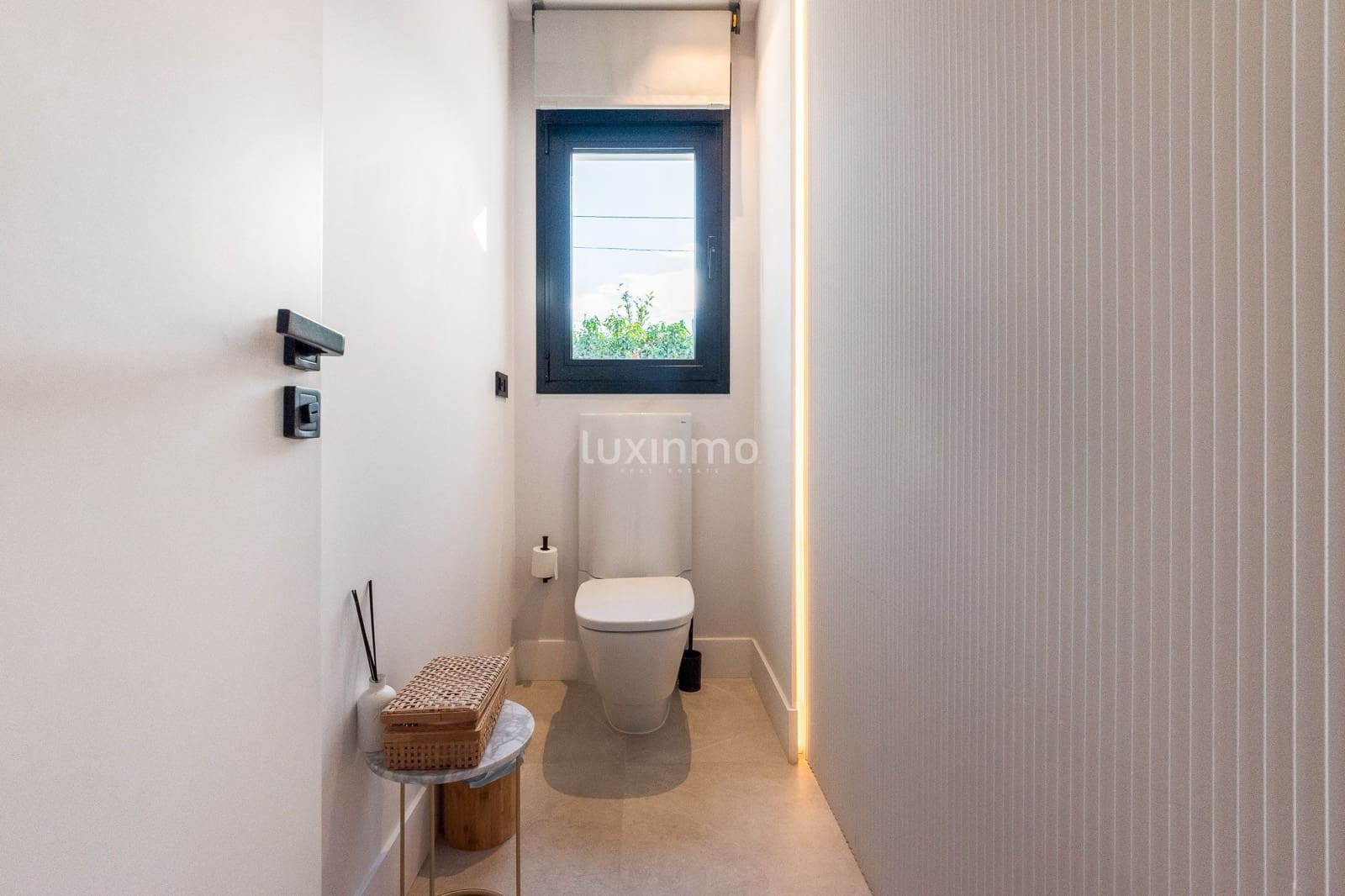 3 soveværelse Villa til salg i Alfaz del Pi / L'Alfas del Pi med swimmingpool garage - € 875.000 (Ref: 9478636)