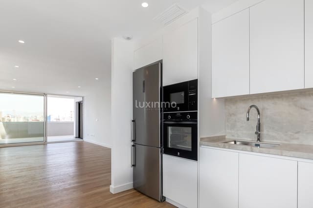 Apartamento de 3 habitaciones en Benidorm en venta con piscina - 820.000 € (Ref: 9478640)