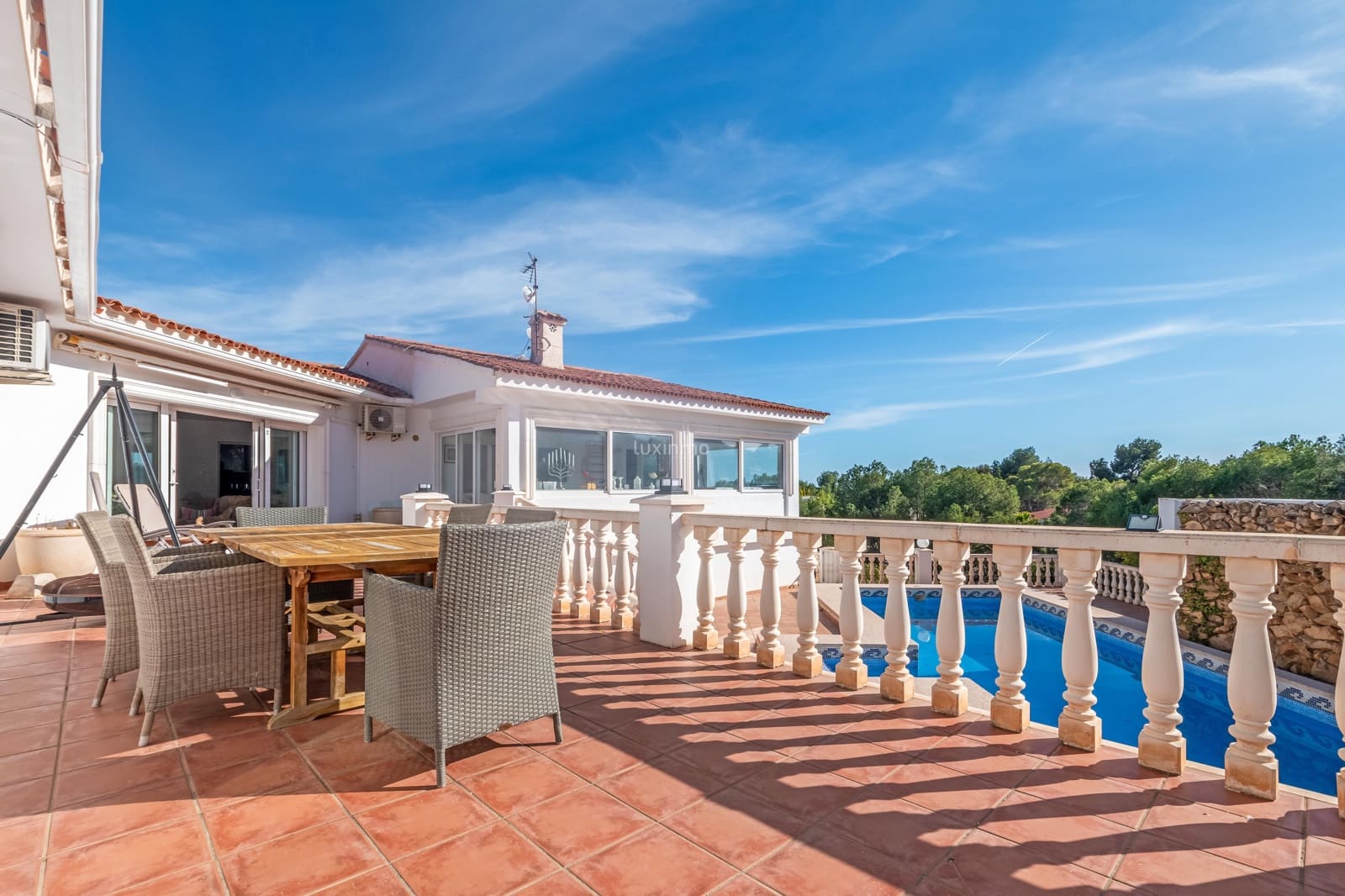 5 bedroom Villa for sale in La Nucia with pool garage - € 750,000 (Ref: 9478655)
