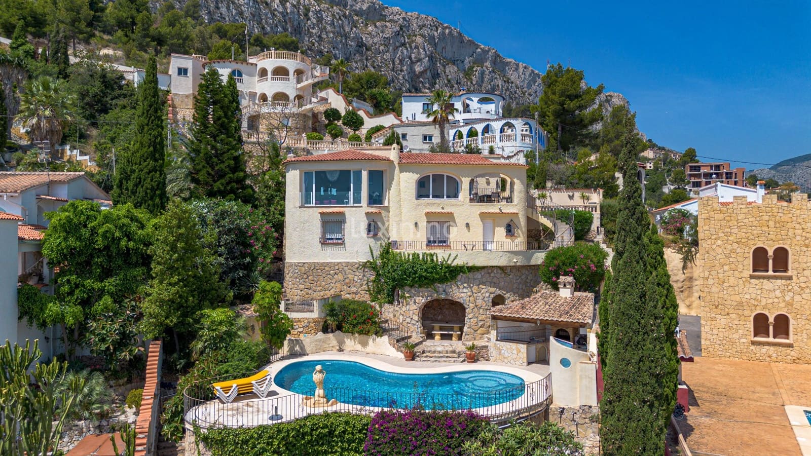 3 bedroom Villa for sale in Calpe / Calp with pool garage - € 765,000 (Ref: 9479061)