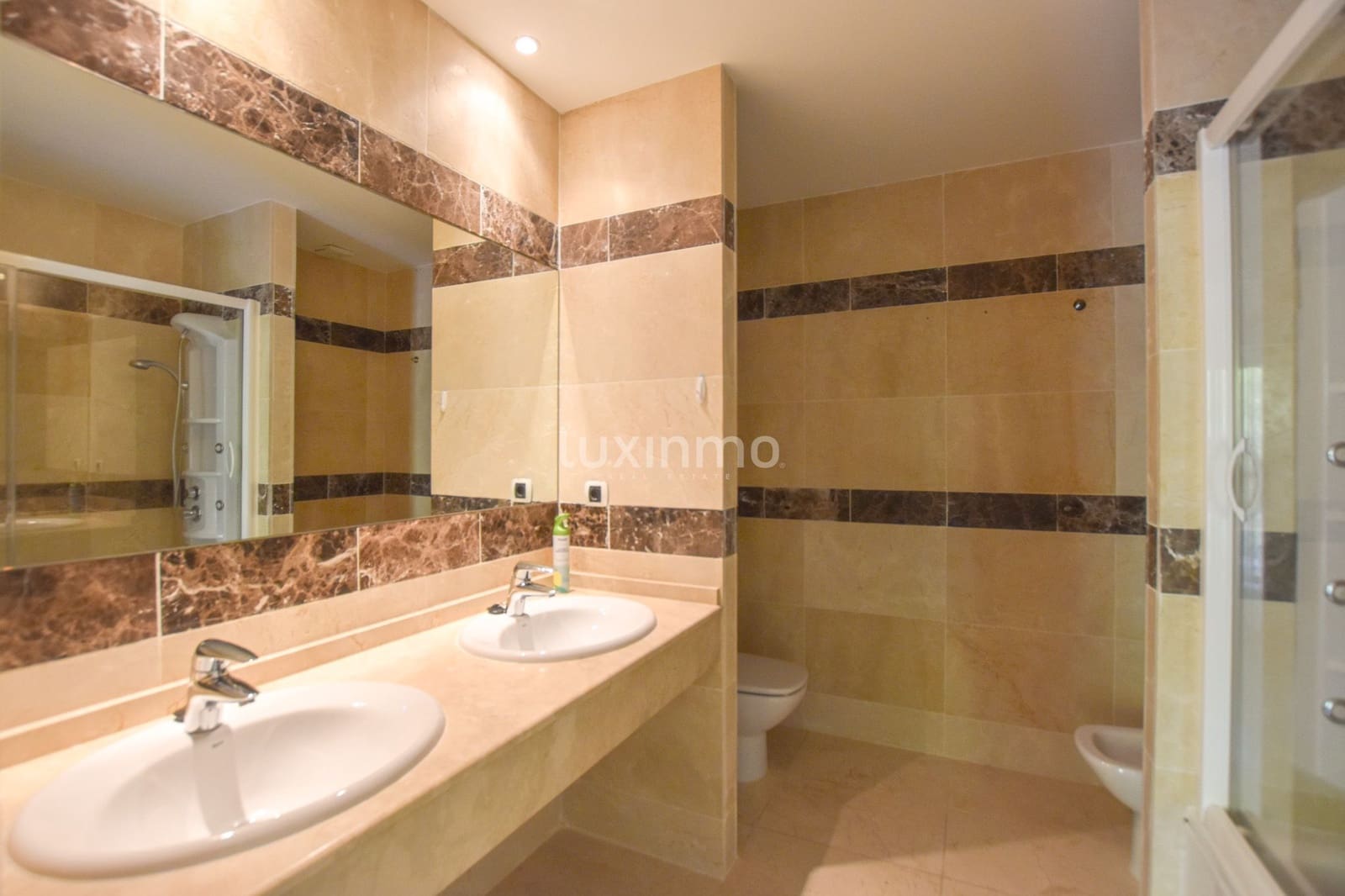 Adosado de 5 habitaciones en Altea en venta con piscina garaje - 550.000 € (Ref: 9480853)