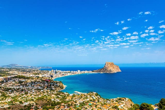 3 bedroom Villa for sale in Calpe / Calp with pool garage - € 699,000 (Ref: 9480860)