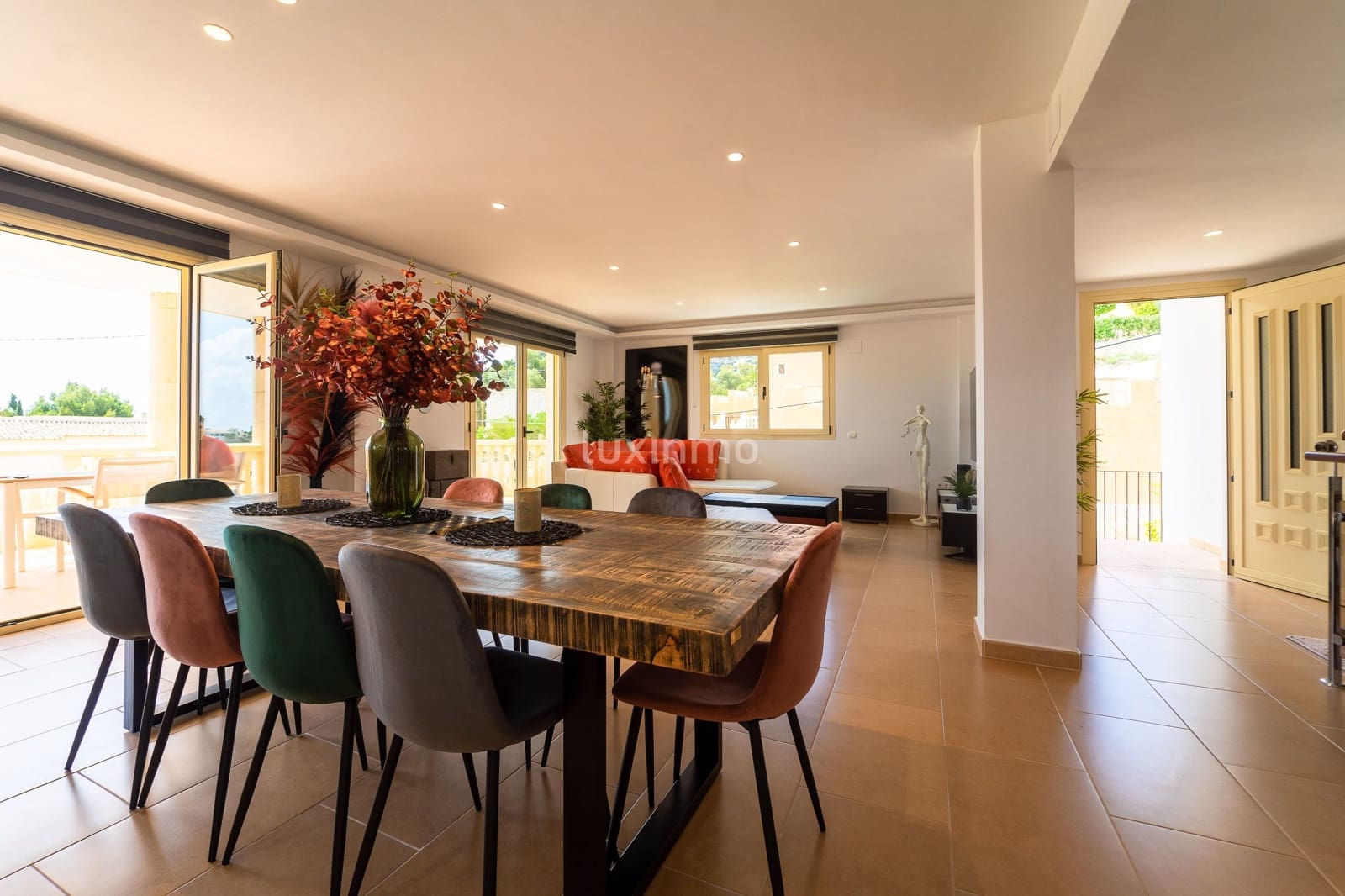 6 soverom Villa til salgs i Calpe / Calp med svømmebasseng garasje - € 1 000 000 (Ref: 9480867)