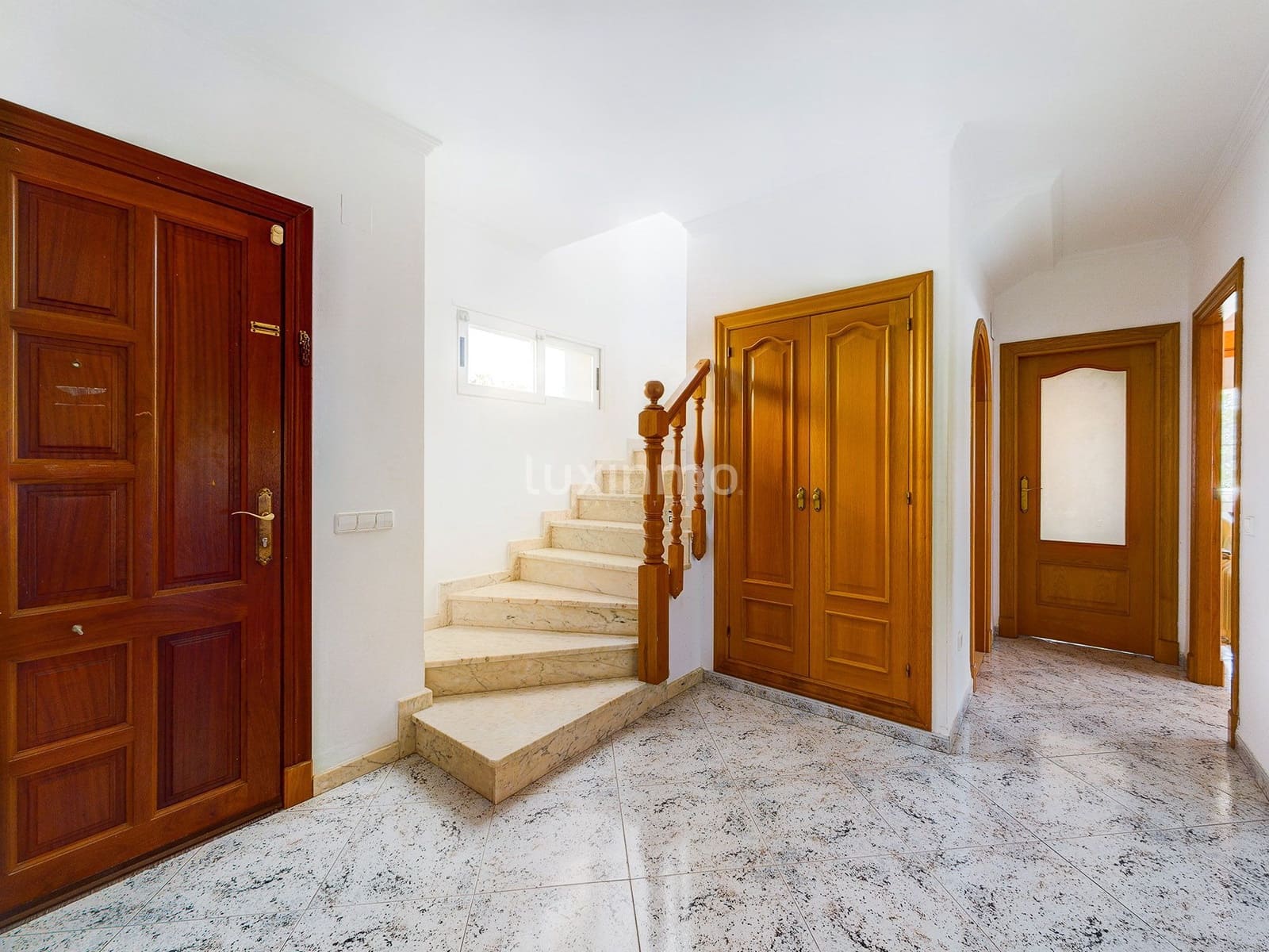 5 bedroom Villa for sale in Calpe / Calp with pool garage - € 625,000 (Ref: 9480889)