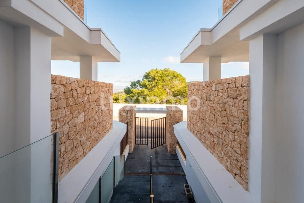 2 bedroom Apartment for sale in San Jose / Sant Josep de Sa Talaia with pool garage - € 750,000 (Ref: 9481721)