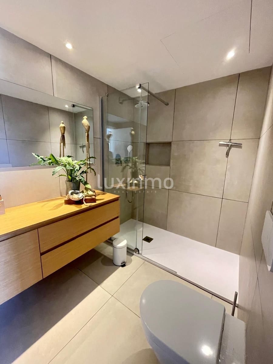 2 bedroom Apartment for sale in San Jose / Sant Josep de Sa Talaia with pool garage - € 750,000 (Ref: 9481721)