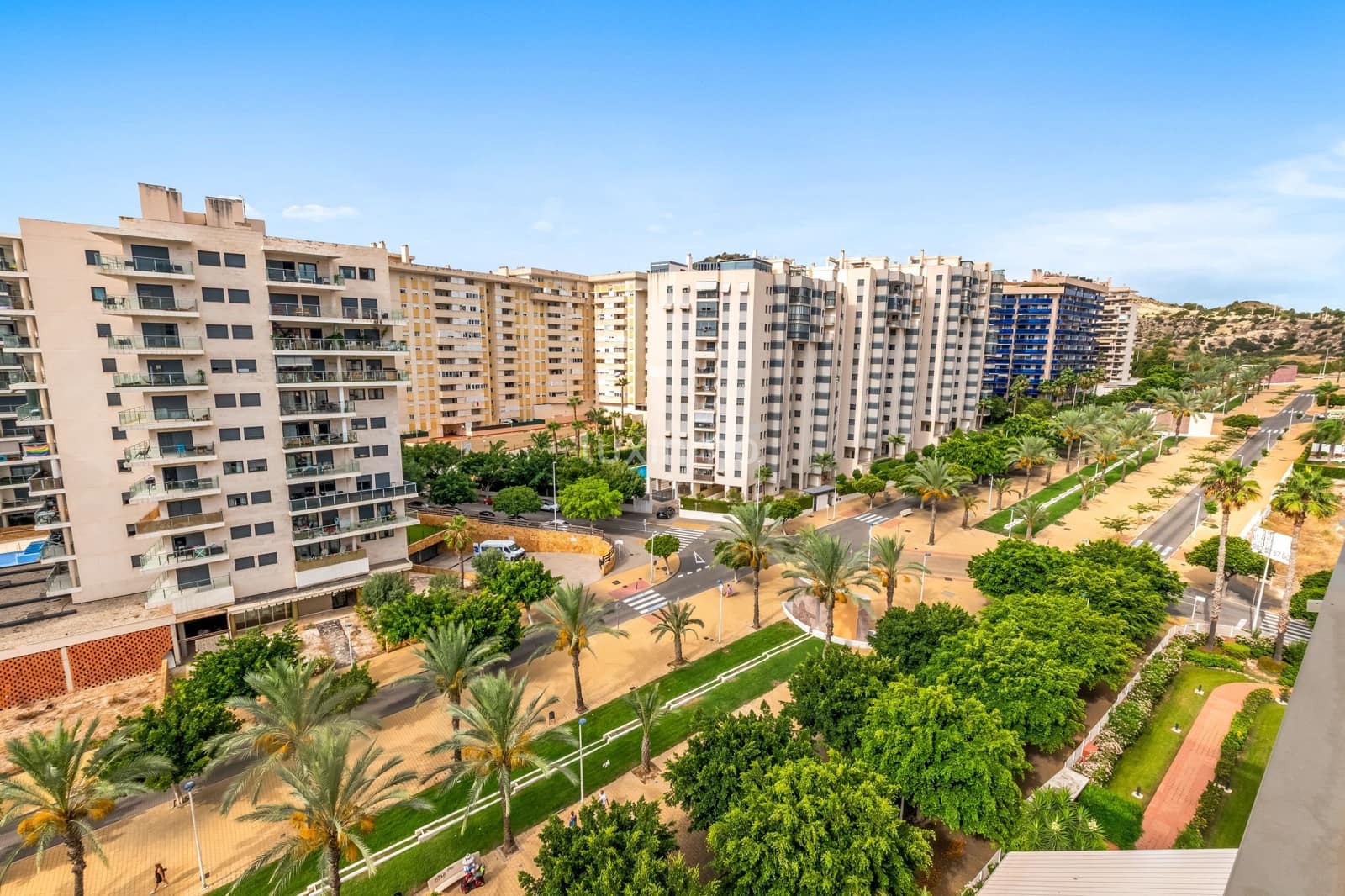 2 bedroom Apartment for sale in La Villajoyosa / Vila Joiosa with pool garage - € 345,000 (Ref: 9481723)