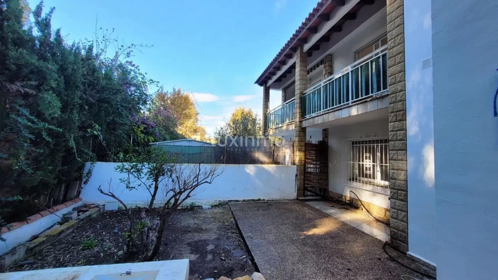 3 bedroom Villa for sale in Alfaz del Pi / L'Alfas del Pi with garage - € 525,000 (Ref: 9481726)
