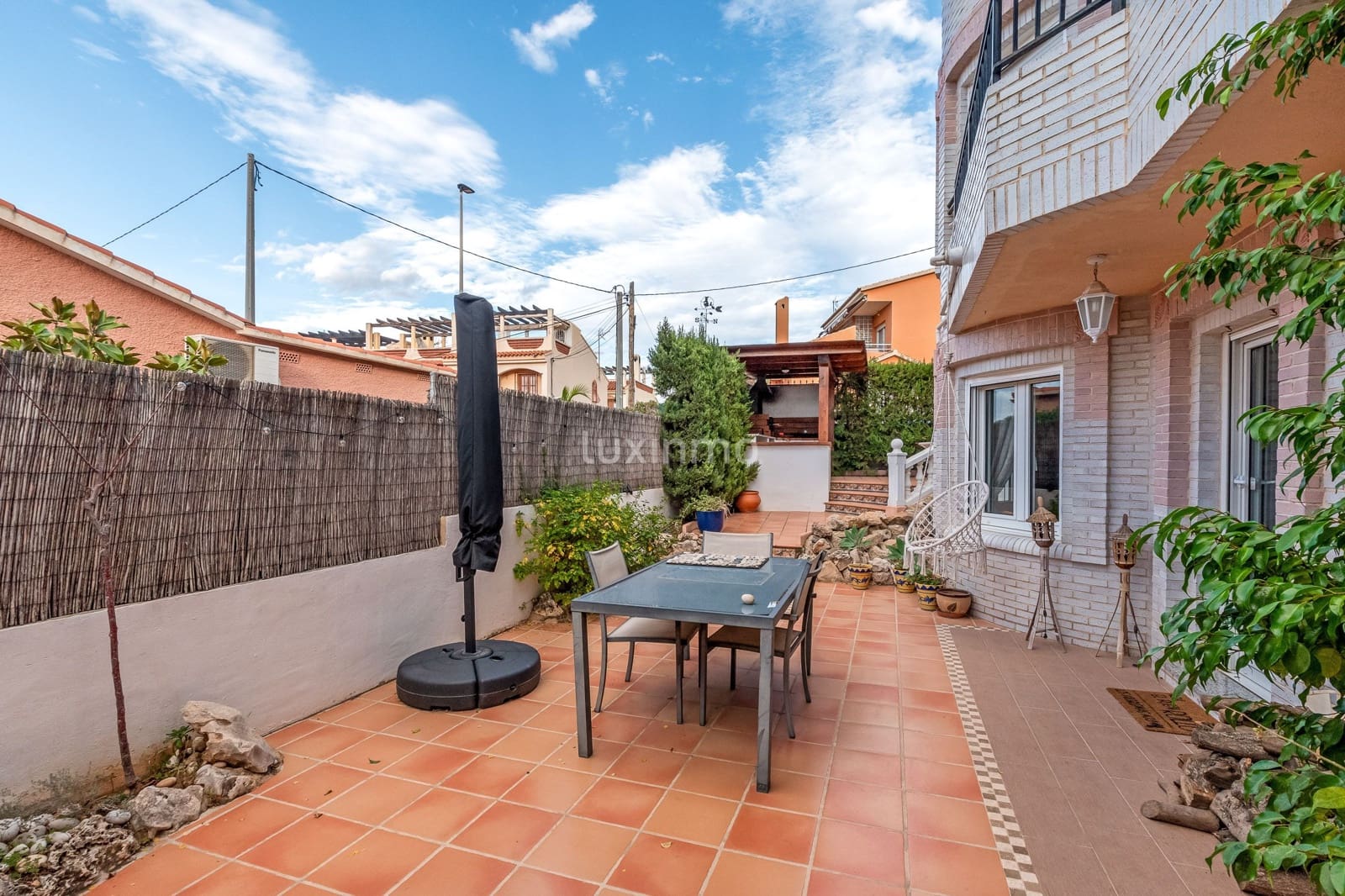 5 bedroom Villa for sale in Alfaz del Pi / L'Alfas del Pi with pool - € 540,000 (Ref: 9481736)