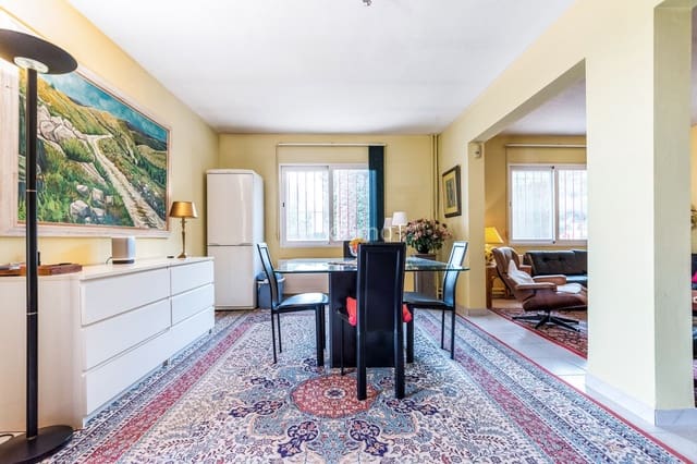 5 soveværelse Villa til salg i Alfaz del Pi / L'Alfàs del Pi med swimmingpool garage - € 725.000 (Ref: 9481740)