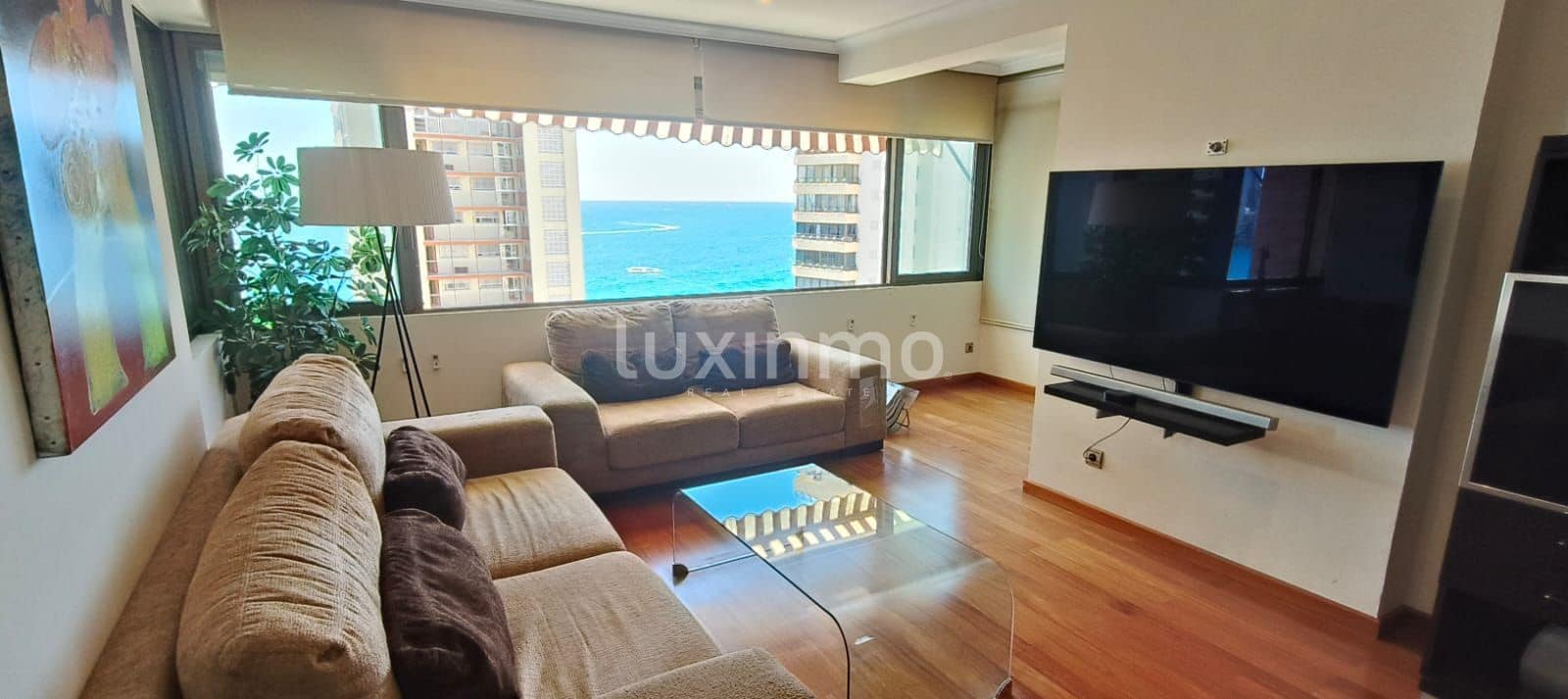 4 bedroom Apartment for sale in Benidorm - € 619,000 (Ref: 9483794)