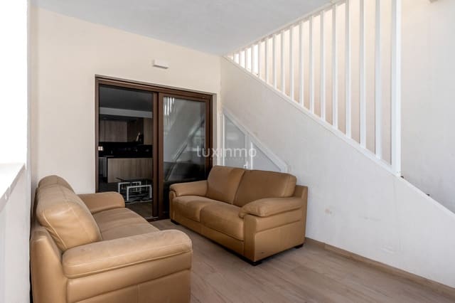 Apartamento de 2 habitaciones en Finestrat en alquiler con piscina garaje - 1.600 € (Ref: 9483945)
