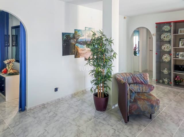 3 sovrum Villa till salu i La Nucia med pool garage - 475 000 € (Ref: 9484969)