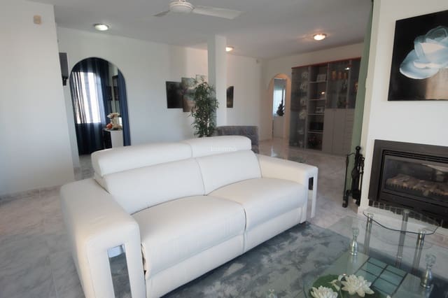 3 sovrum Villa till salu i La Nucia med pool garage - 475 000 € (Ref: 9484969)