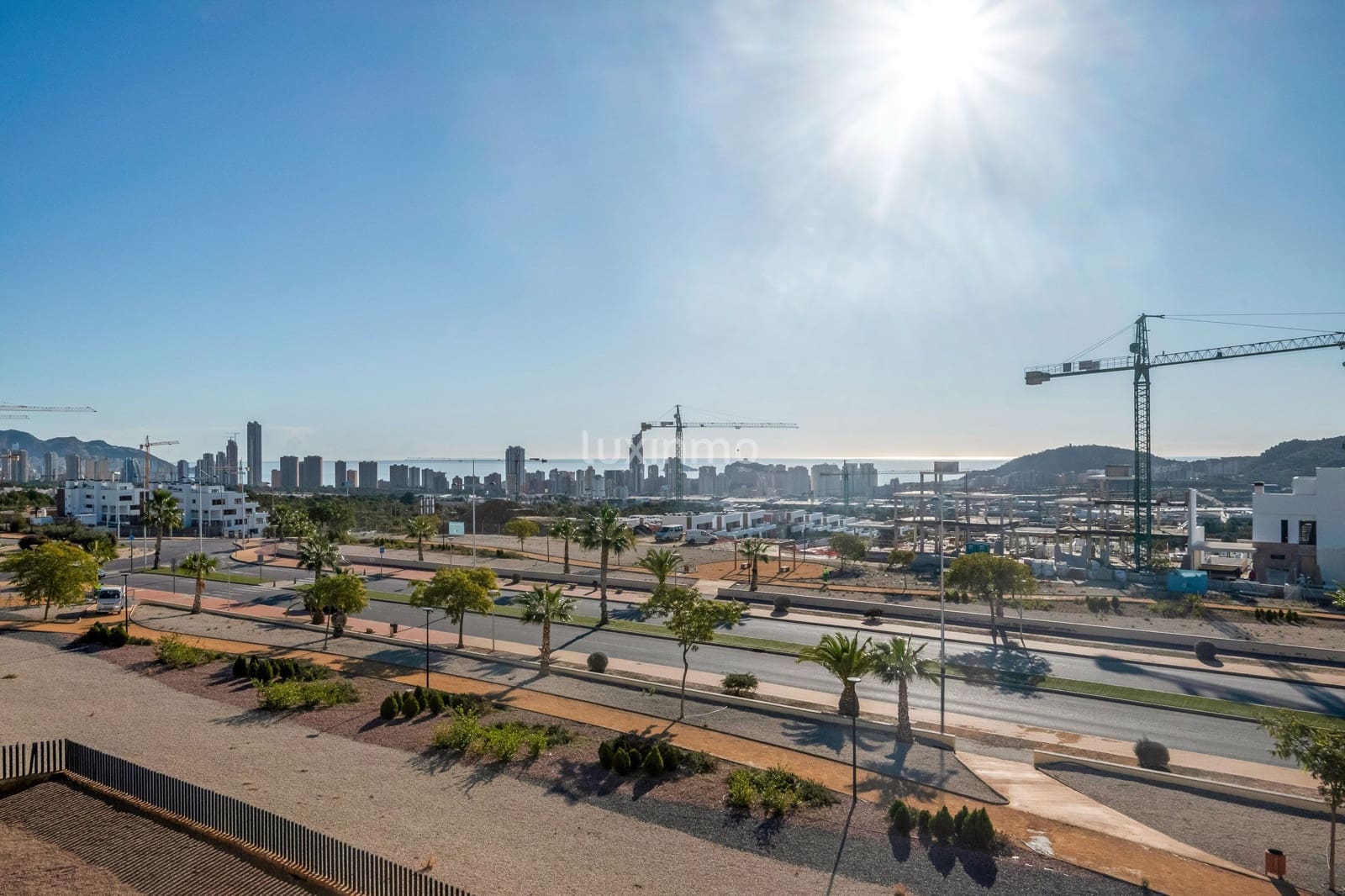 3 soverom Penthouse til salgs i Finestrat med svømmebasseng garasje - € 479 000 (Ref: 9487161)