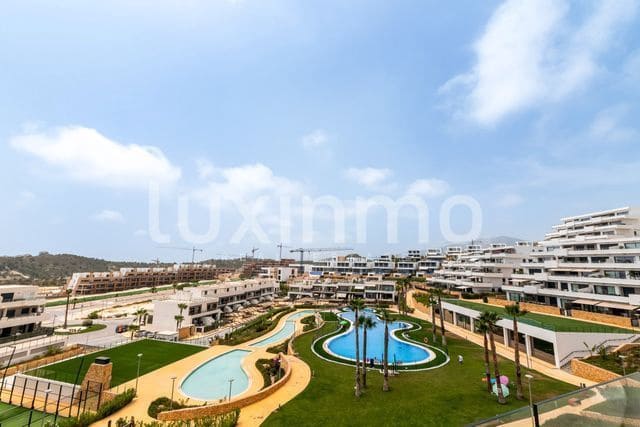 3 soverom Penthouse til salgs i Finestrat med svømmebasseng garasje - € 479 000 (Ref: 9487161)