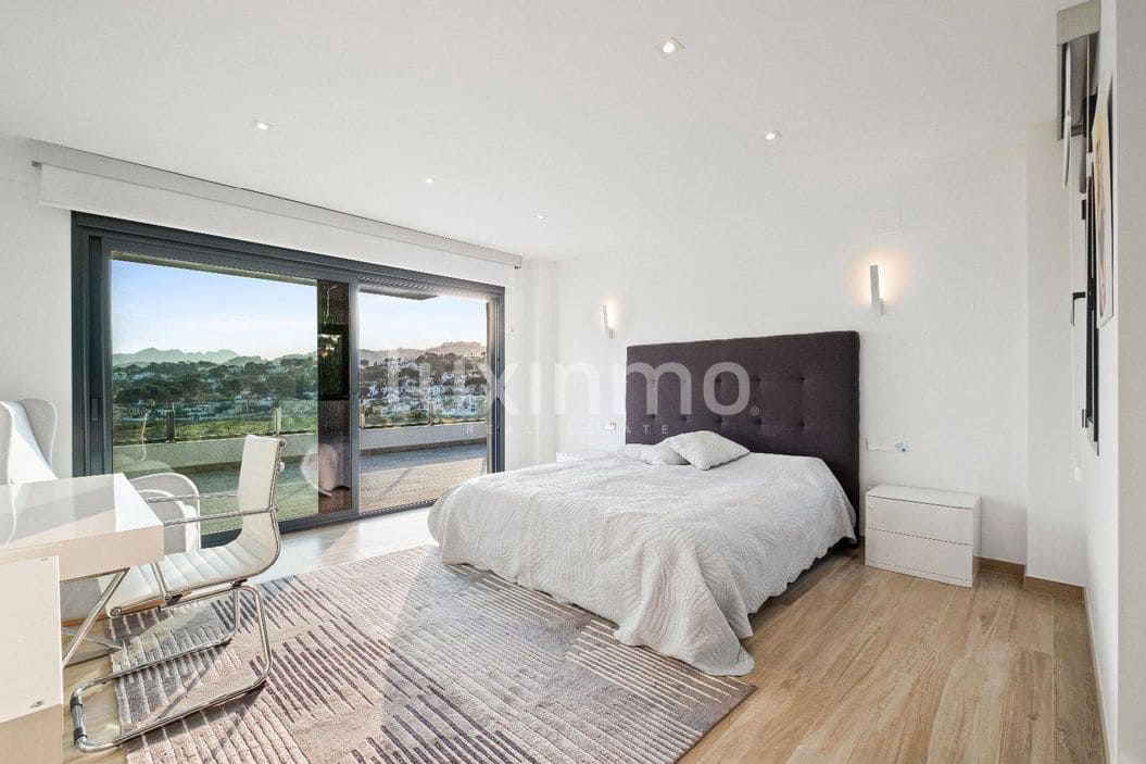 4 bedroom Villa for sale in Teulada with pool garage - € 2,350,000 (Ref: 9489826)