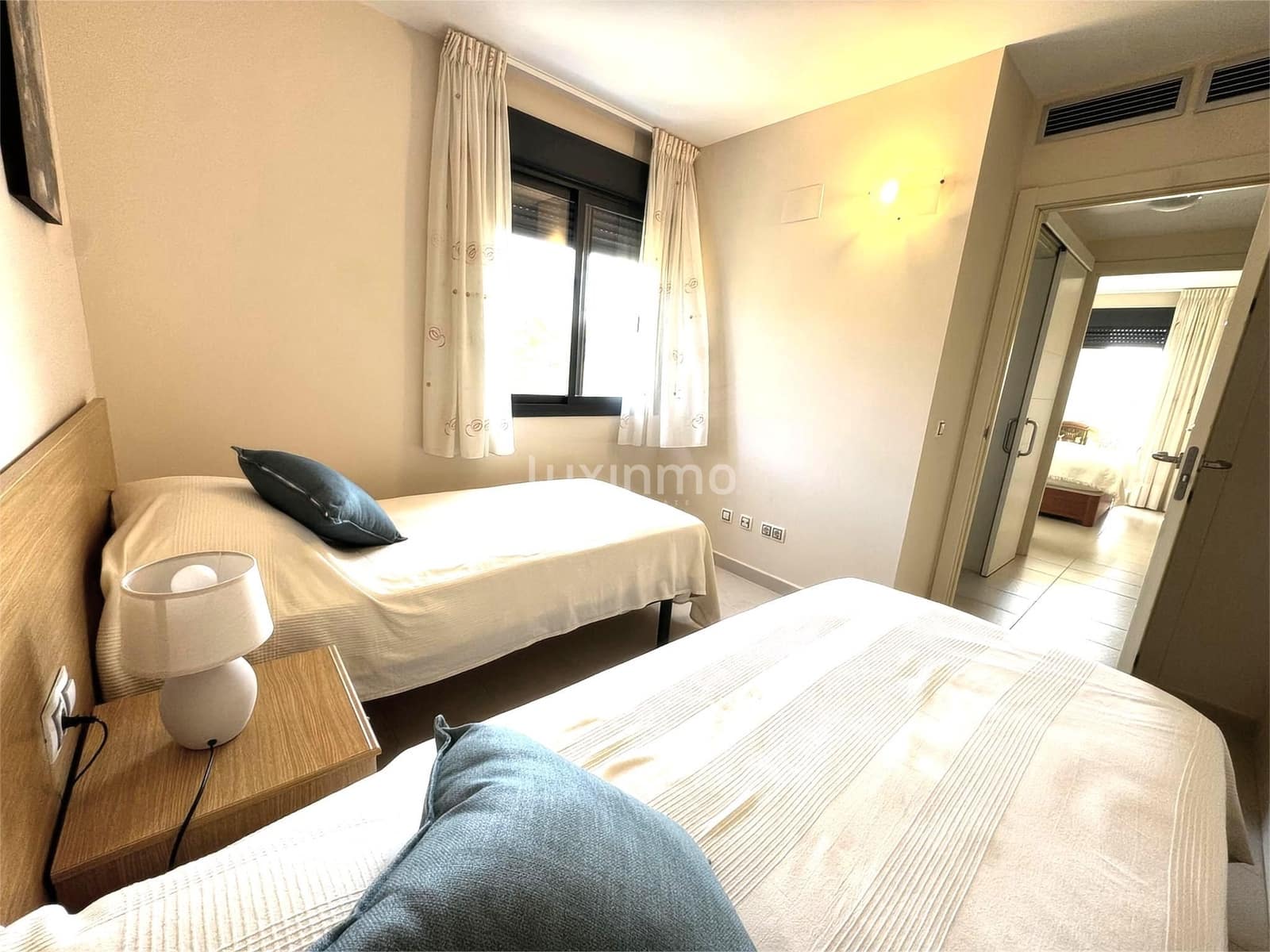 2 bedroom Apartment for sale in Benidorm with pool garage - € 329,000 (Ref: 9491019)