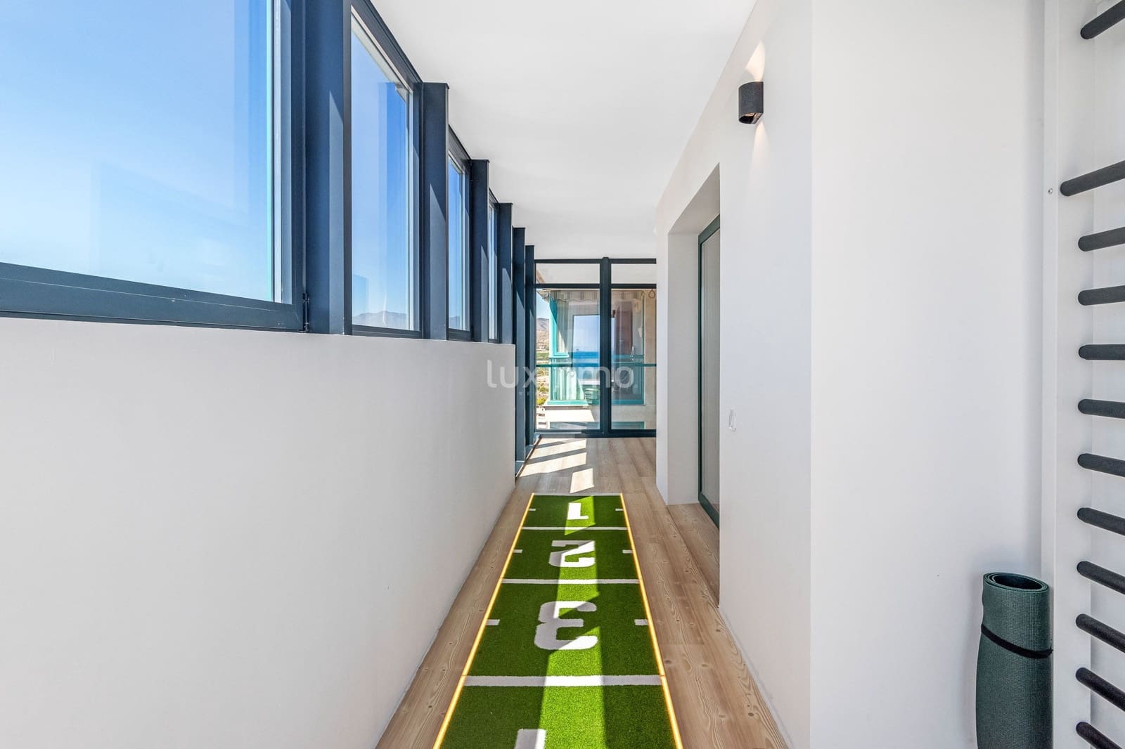 3 bedroom Penthouse for sale in La Villajoyosa / Vila Joiosa with pool - € 550,000 (Ref: 9491027)