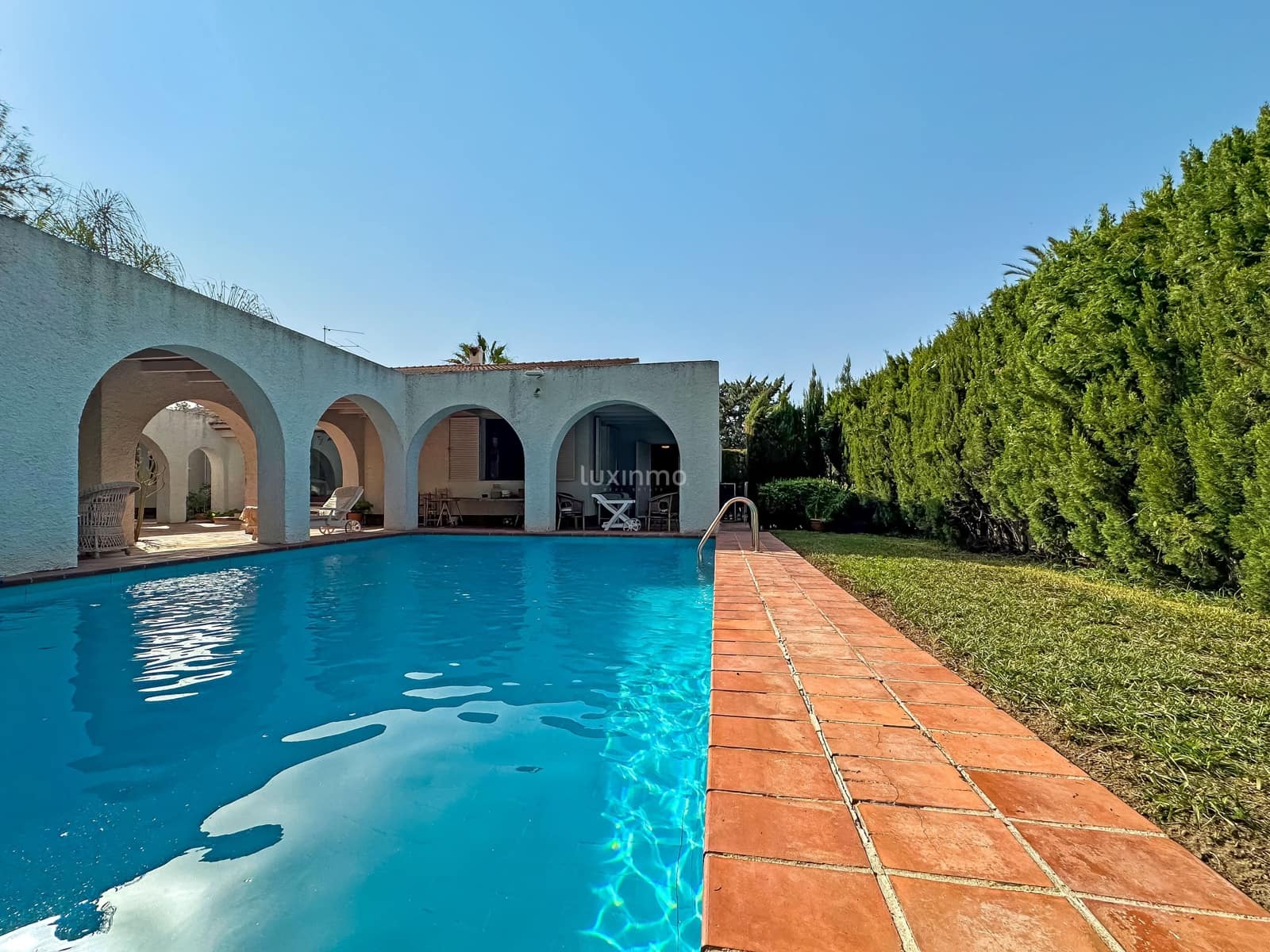 4 bedroom Villa for sale in San Juan de Alicante / Sant Joan d'Alacant with pool garage - € 900,000 (Ref: 9496741)