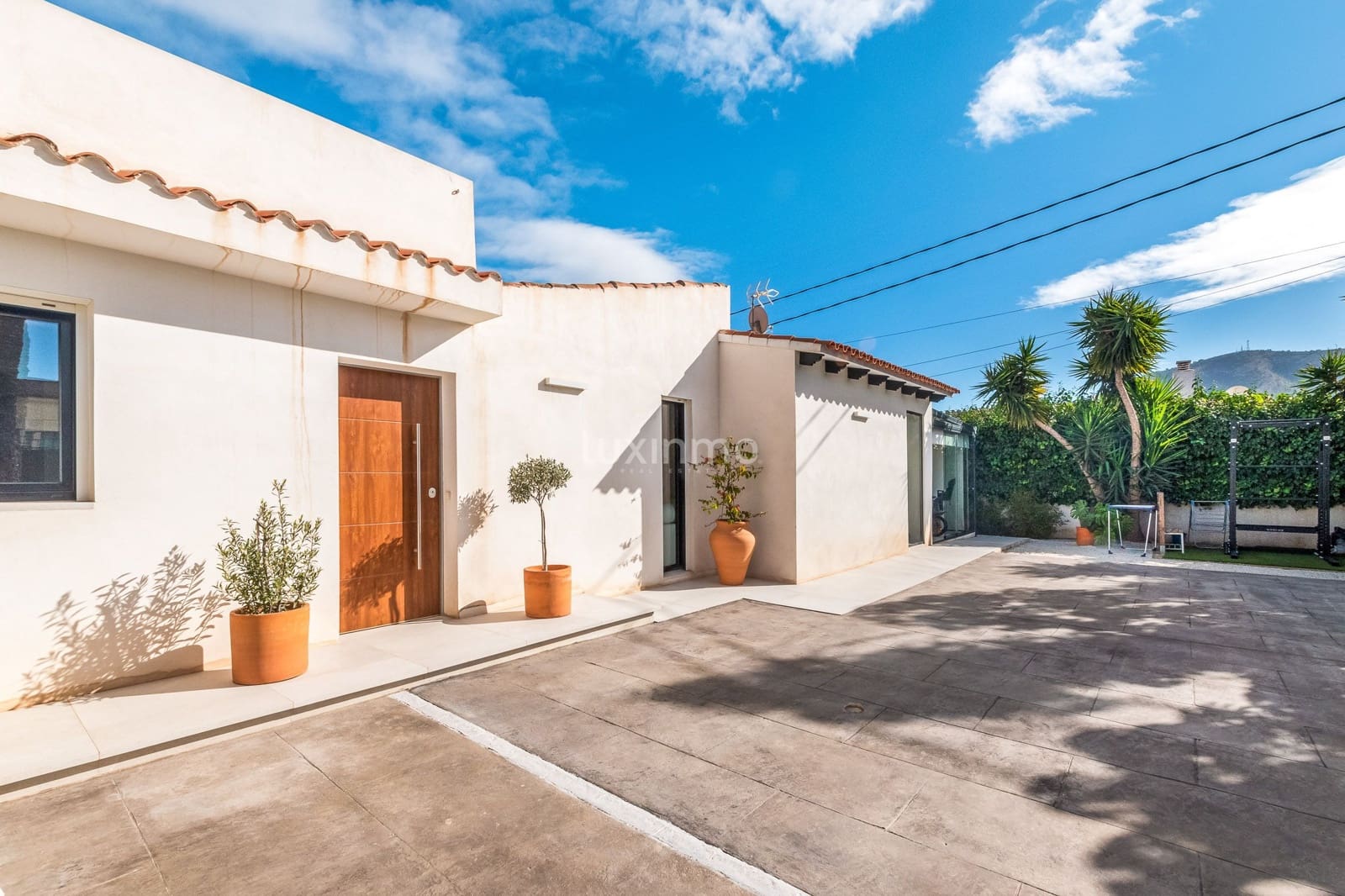 3 bedroom Villa for sale in Alfaz del Pi / L'Alfas del Pi with pool garage - € 875,000 (Ref: 9496775)