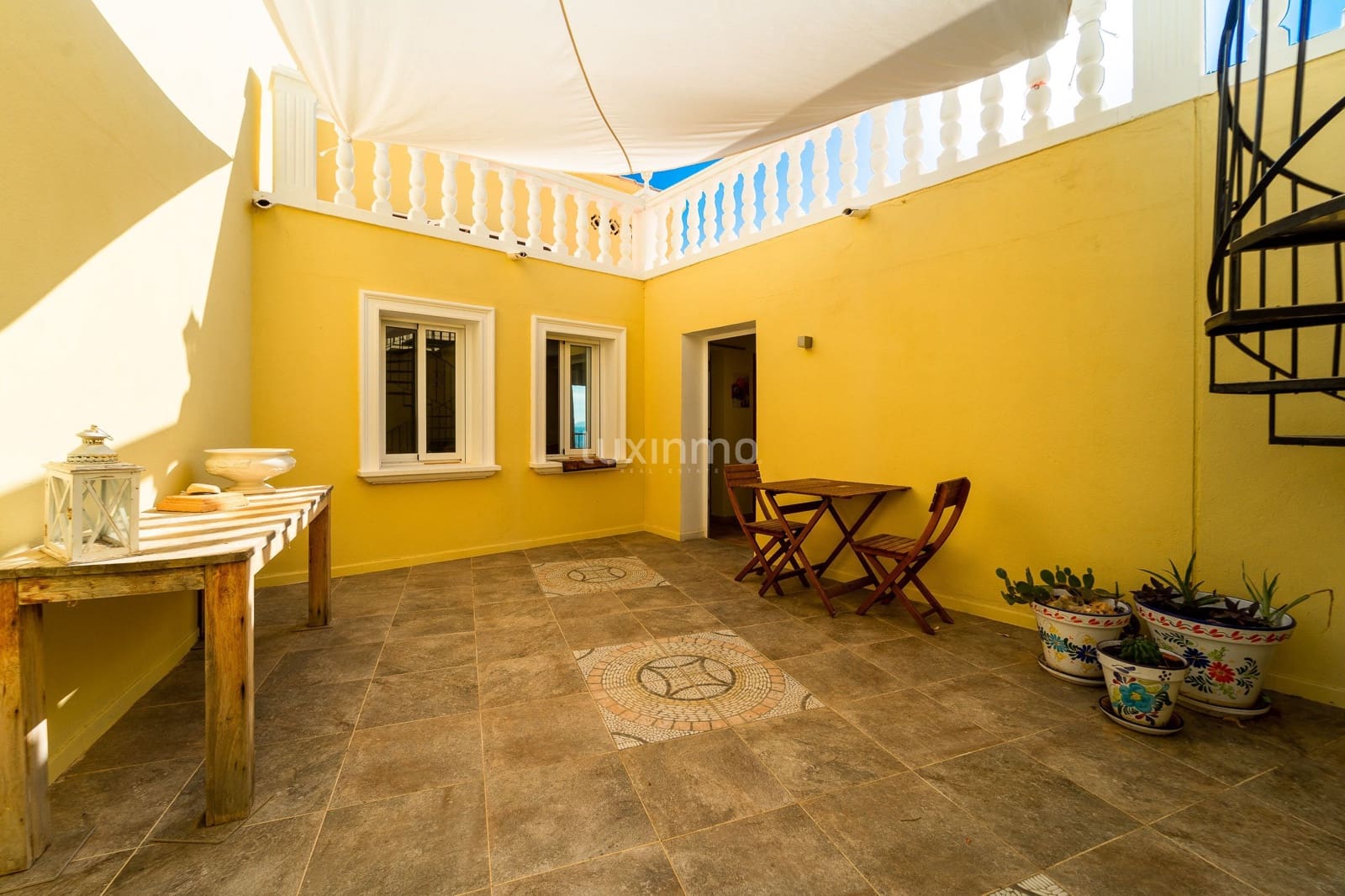 8 bedroom Villa for sale in Calpe / Calp with pool garage - € 786,000 (Ref: 9498103)