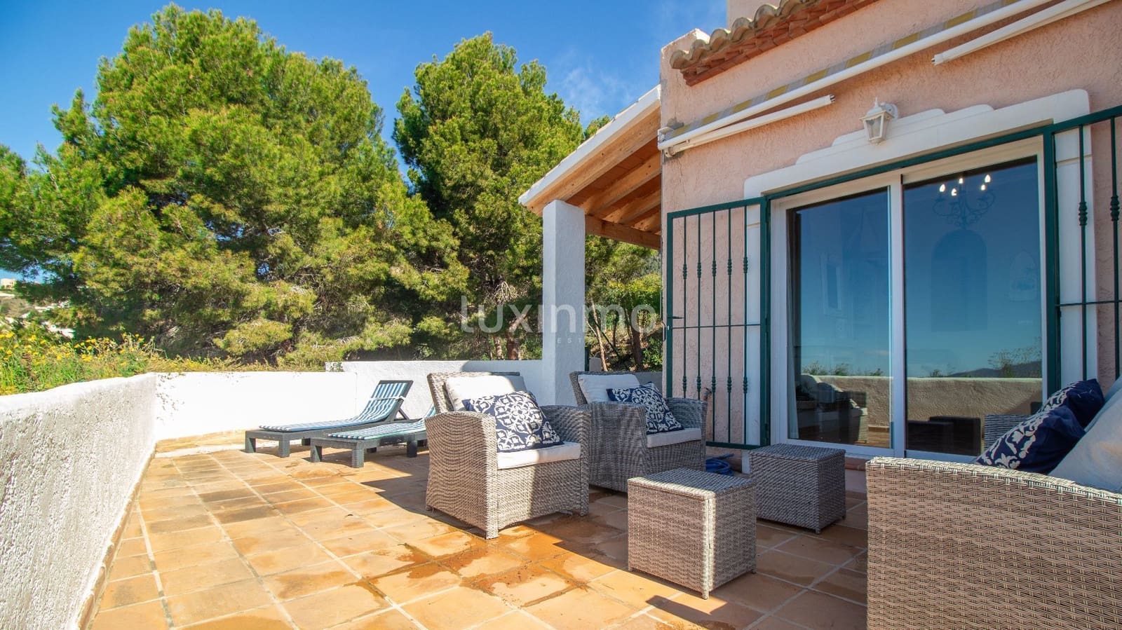 4 slaapkamer Rijtjeshuis te koop in Altea met zwembad garage - € 520.000 (Ref: 9499582)