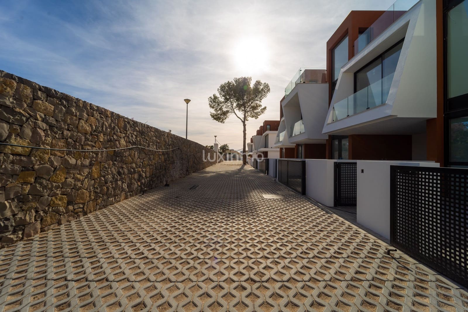 3 Zimmer Villa zu verkaufen in Calpe / Calp mit Pool Garage - 755.000 € (Ref: 9499602)