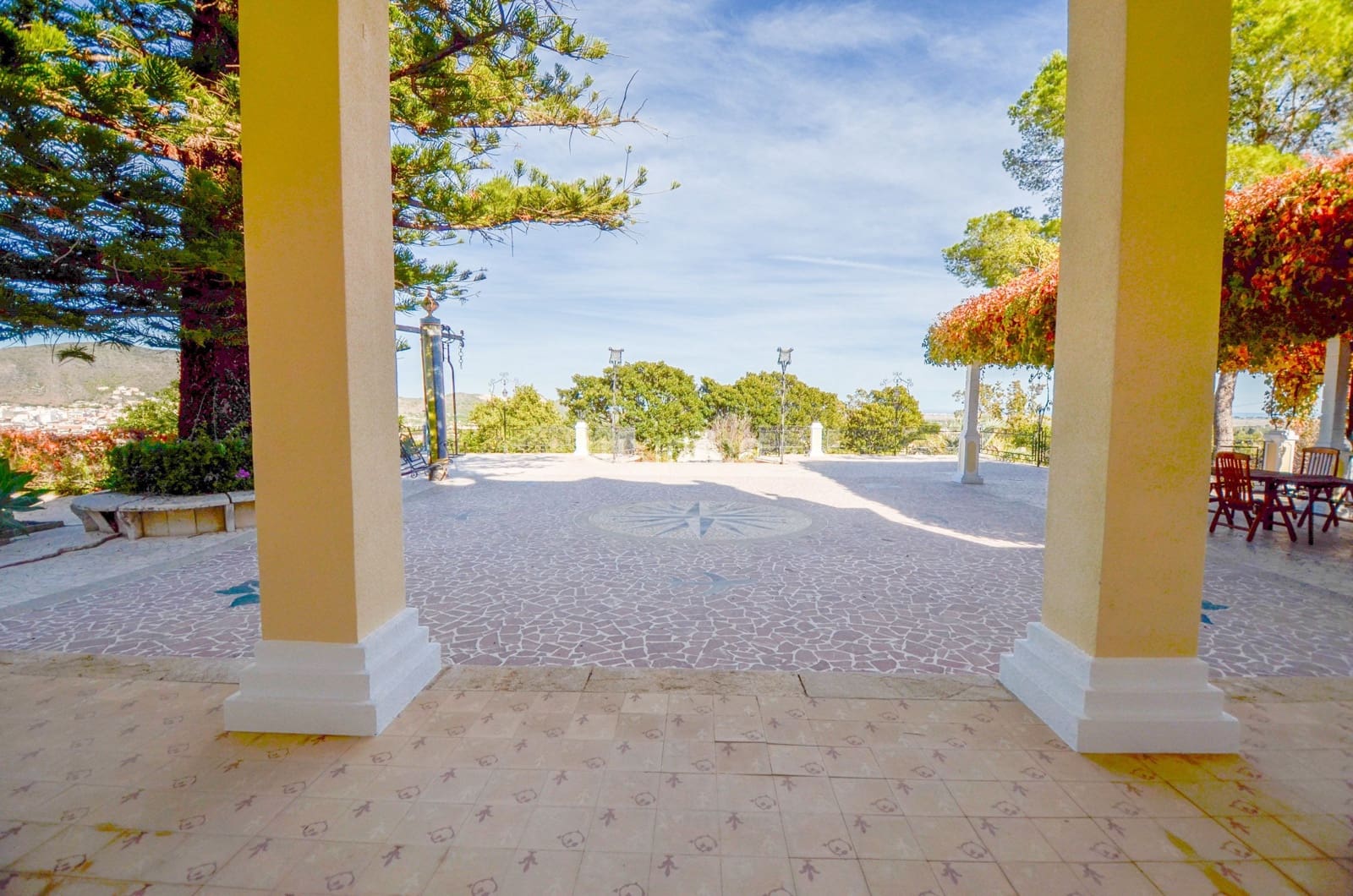 7 bedroom Villa for sale in Pego with pool garage - € 995,000 (Ref: 9499610)