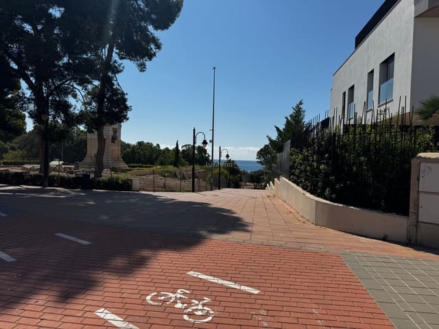 3 makuuhuone Huoneisto vuokrattavana paikassa La Villajoyosa / Vila Joiosa mukana uima-altaan 
autotalli - 2 800 € (Ref: 9499930)