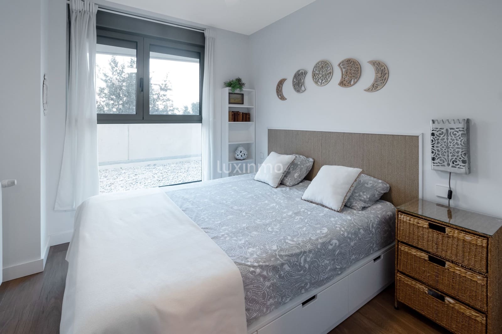 3 bedroom Apartment for sale in Alicante / Alacant city with pool - € 670,000 (Ref: 9500988)