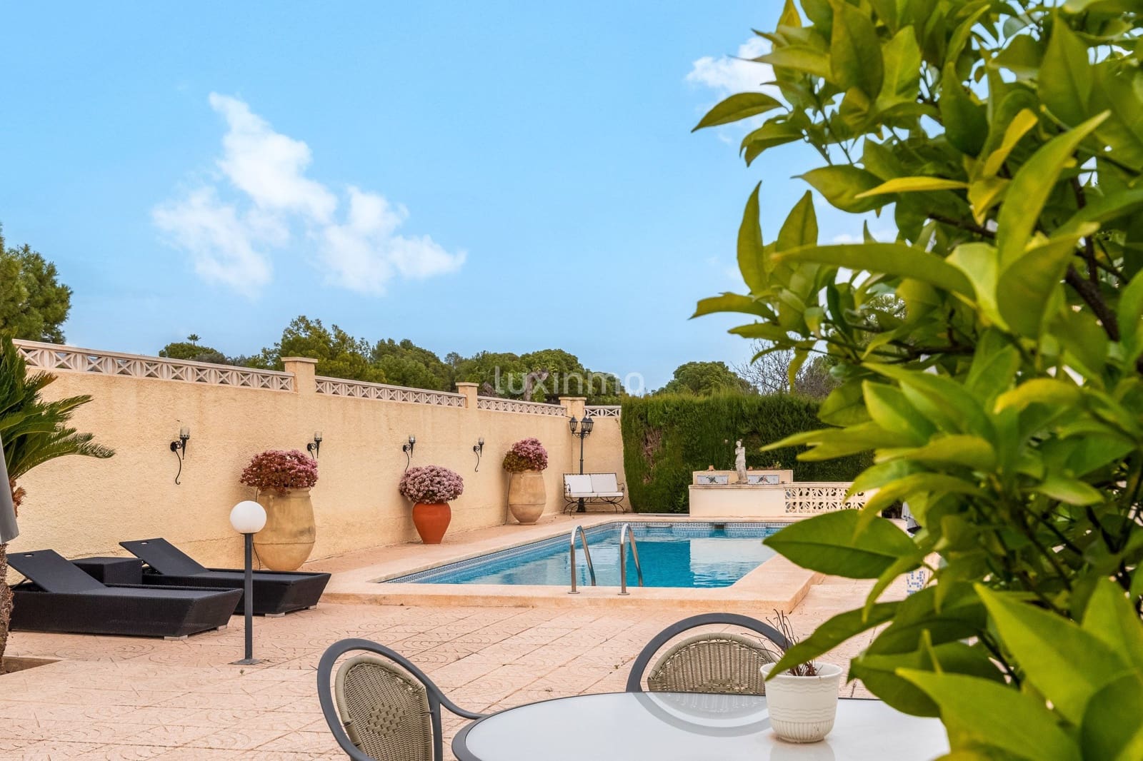 3 bedroom Villa for sale in Alfaz del Pi / L'Alfas del Pi with pool - € 565,000 (Ref: 9501008)