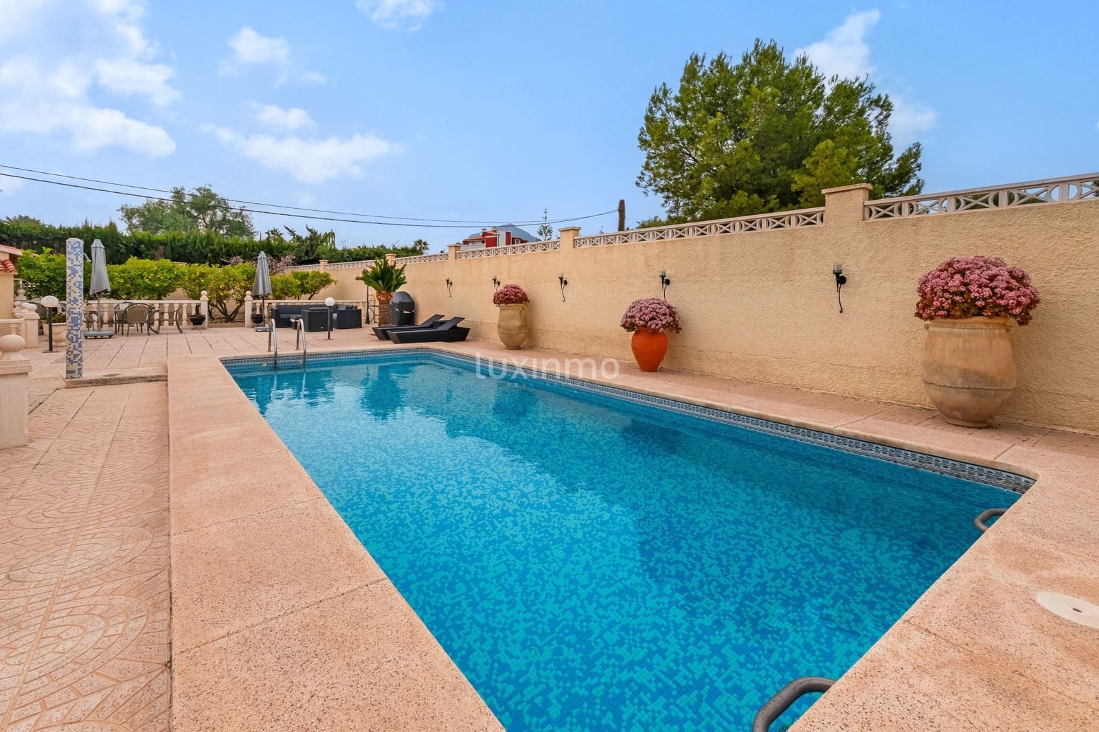 3 bedroom Villa for sale in Alfaz del Pi / L'Alfas del Pi with pool - € 565,000 (Ref: 9501008)