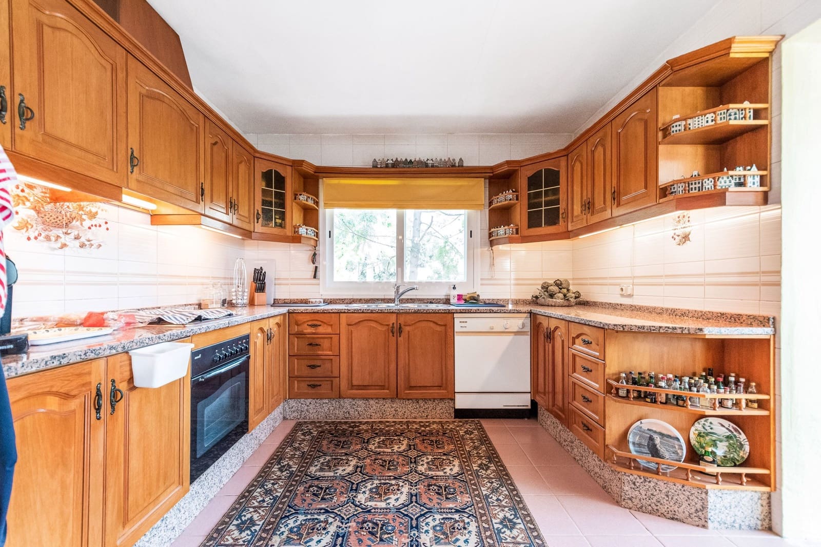 5 bedroom Villa for sale in Alfaz del Pi / L'Alfas del Pi with pool garage - € 725,000 (Ref: 9501013)