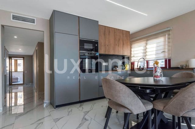 3 bedroom Penthouse for sale in Finestrat with pool - € 380,000 (Ref: 9504707)