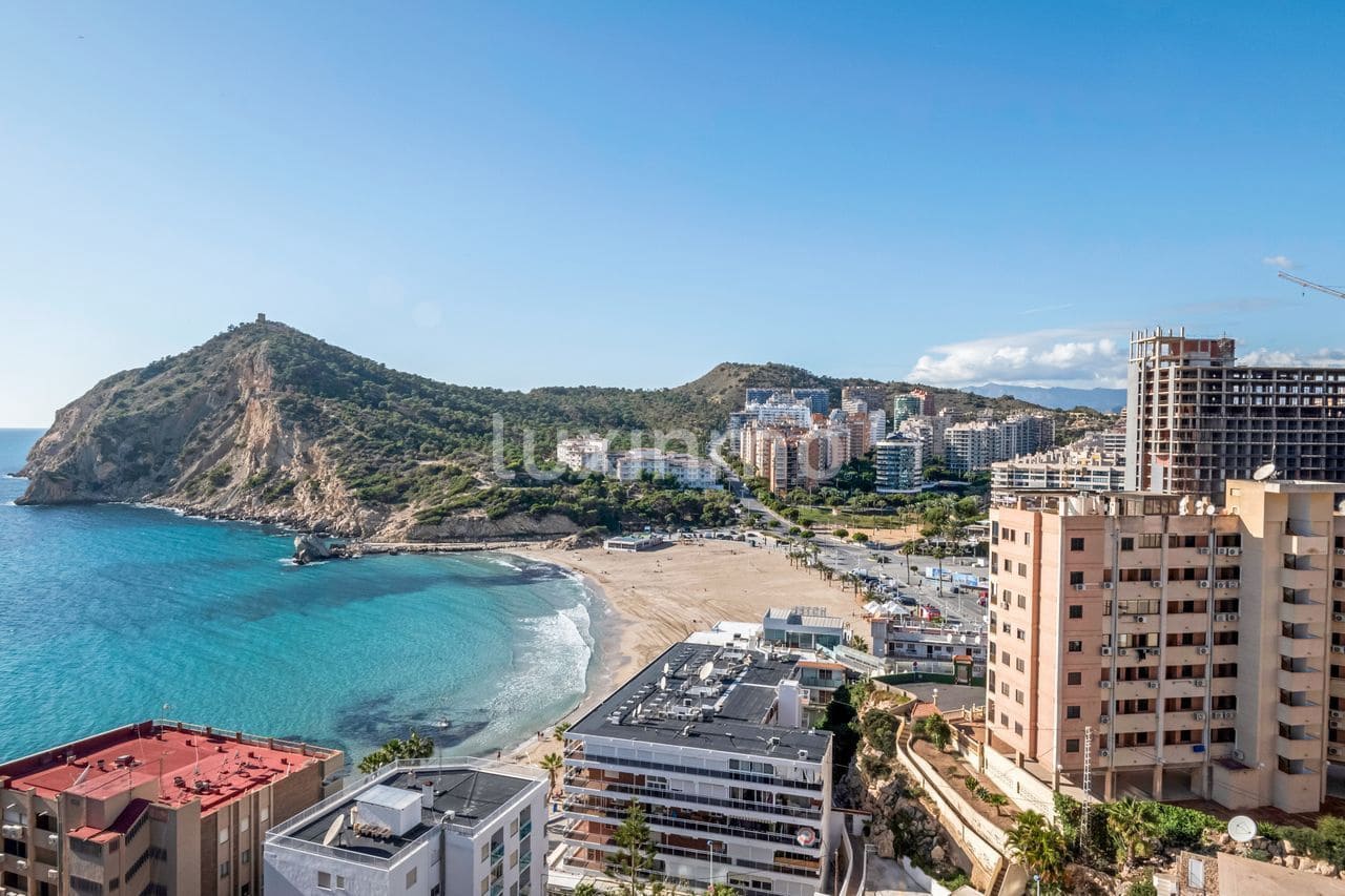 3 bedroom Penthouse for sale in Finestrat with pool - € 380,000 (Ref: 9504707)