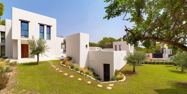 4 soveværelse Villa til salg i Moraira, Teulada-Moraira med swimmingpool garage - € 1.690.000 (Ref: 9504709)