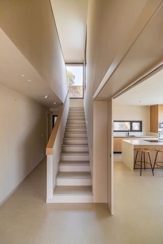 3 soveværelse Villa til salg i Moraira, Teulada-Moraira med swimmingpool garage - € 1.750.000 (Ref: 9504710)