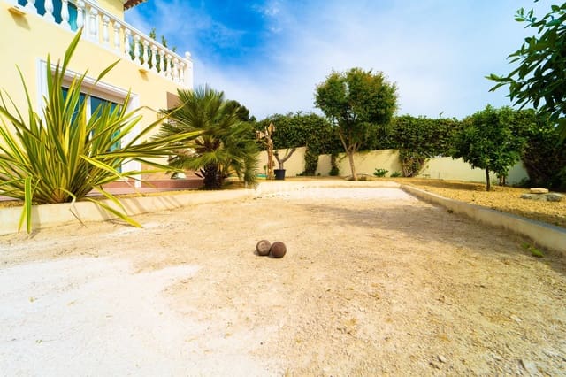 4 camera da letto Villa in vendita in Teulada Pueblo, Teulada-Moraira con piscina garage - 850.000 € (Rif: 9508187)