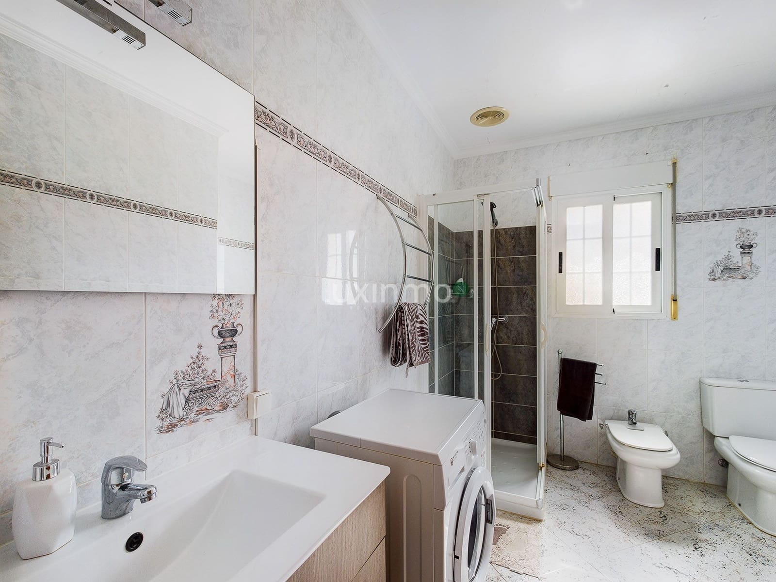 5 bedroom Villa for sale in Calpe / Calp with pool garage - € 625,000 (Ref: 9508191)