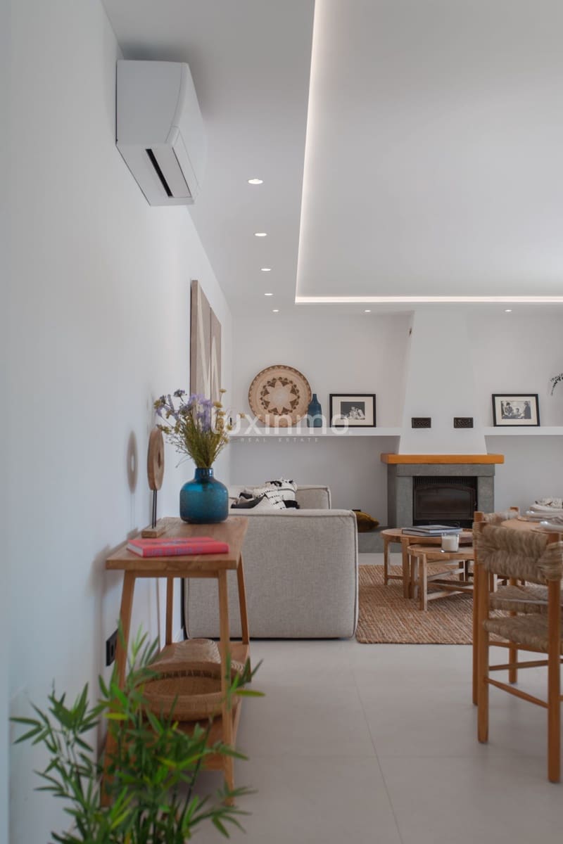 4 bedroom Villa for sale in San Jose / Sant Josep de Sa Talaia with pool garage - € 2,950,000 (Ref: 9511321)