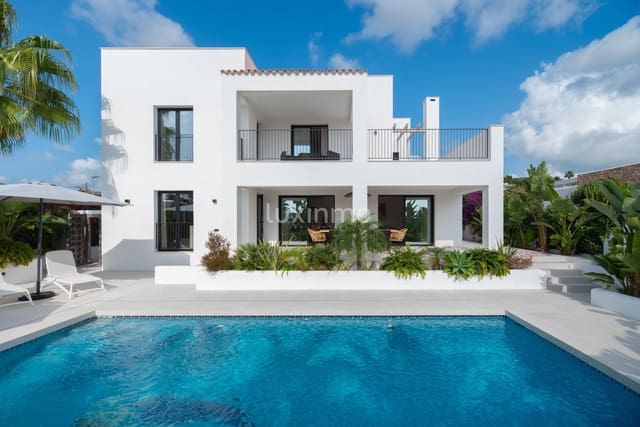 4 bedroom Villa for sale in San Jose / Sant Josep de Sa Talaia with pool garage - € 2,950,000 (Ref: 9511321)