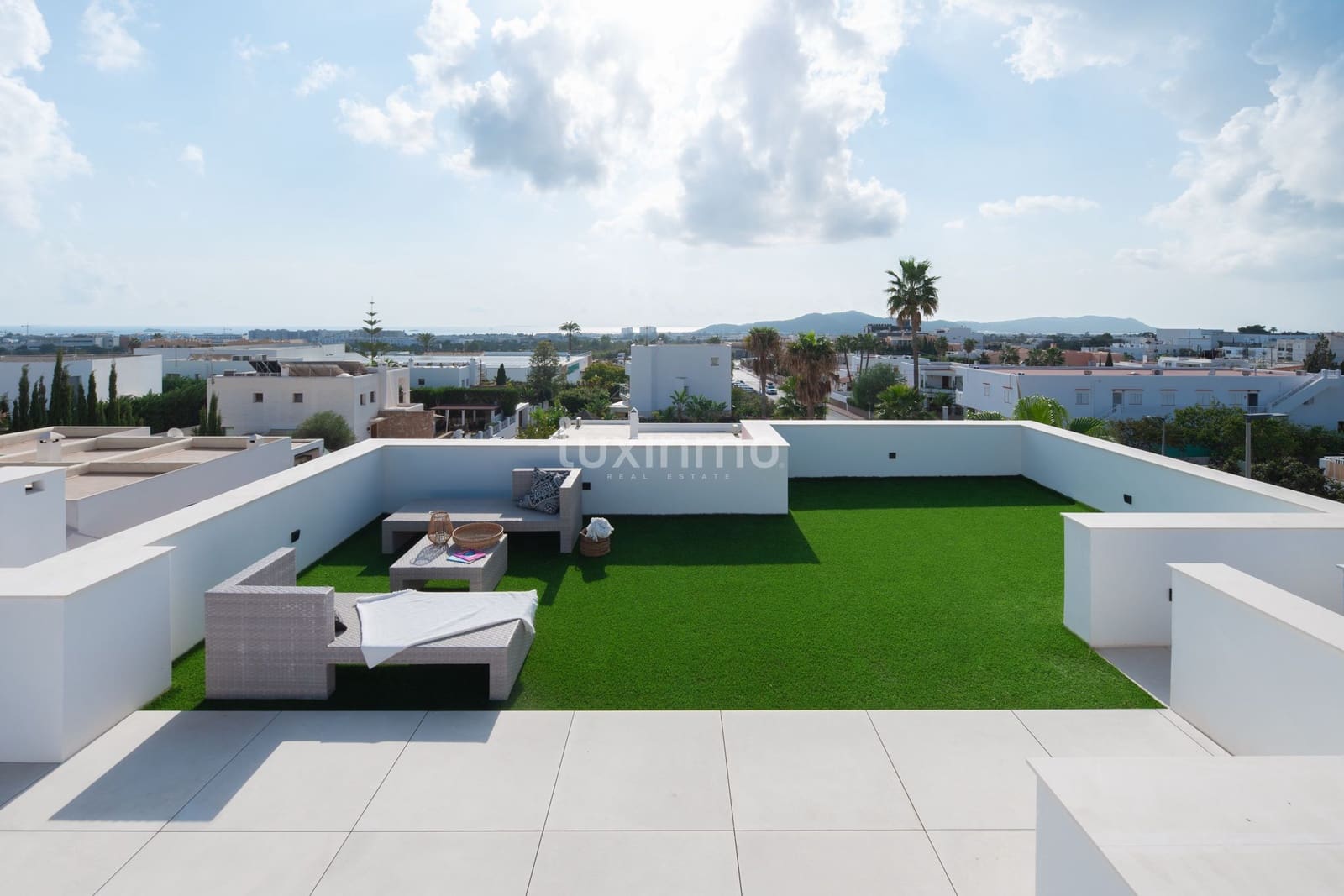 4 bedroom Villa for sale in San Jose / Sant Josep de Sa Talaia with pool garage - € 2,950,000 (Ref: 9511321)