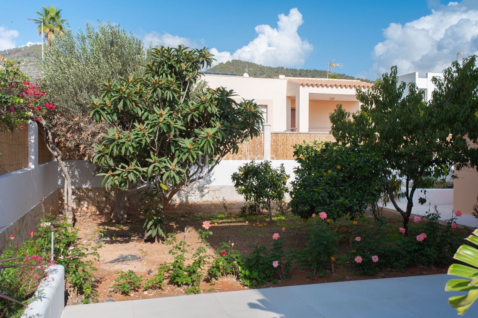 4 bedroom Villa for sale in San Jose / Sant Josep de Sa Talaia with pool garage - € 2,950,000 (Ref: 9511321)