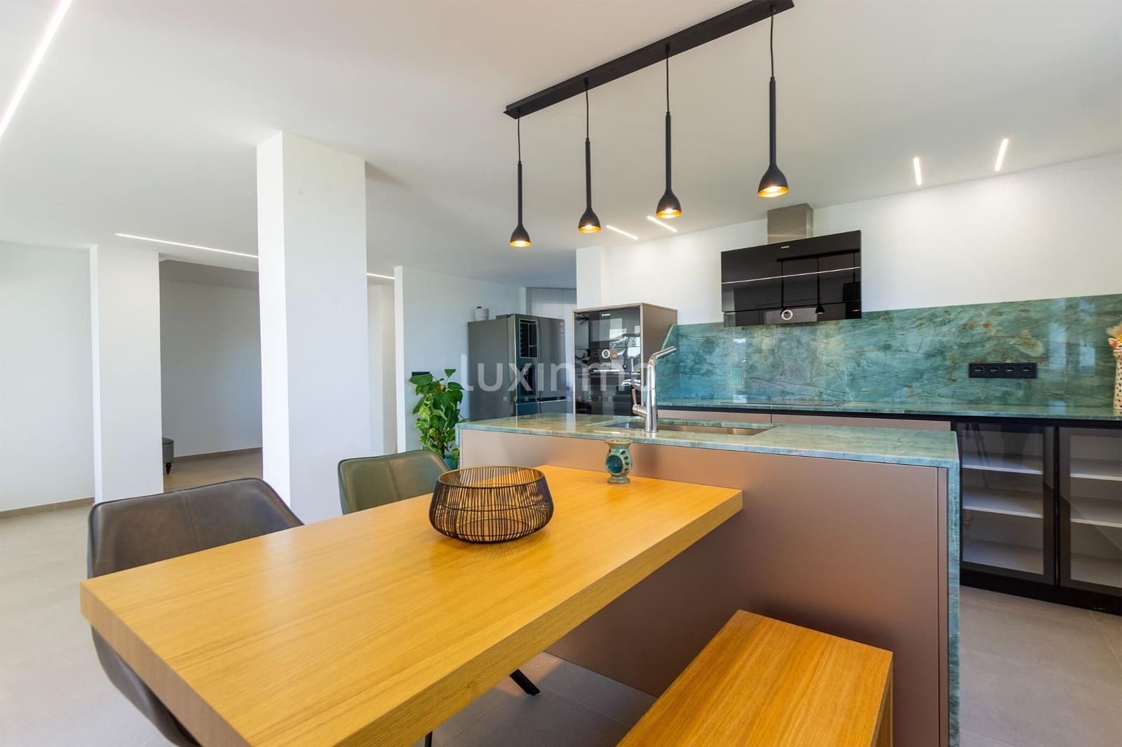 4 soveværelse Villa til salg i Muchamiel / Mutxamel med swimmingpool garage - € 739.000 (Ref: 9511855)