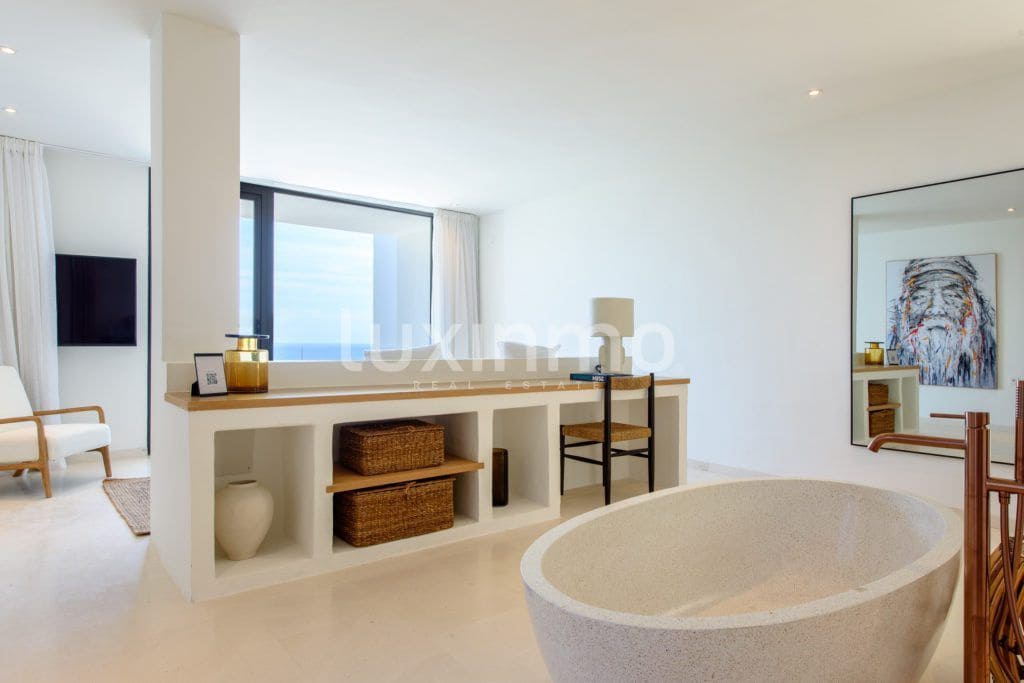 5 bedroom Villa for sale in Santa Eulalia / Santa Eularia with pool garage - € 5,900,000 (Ref: 9517932)