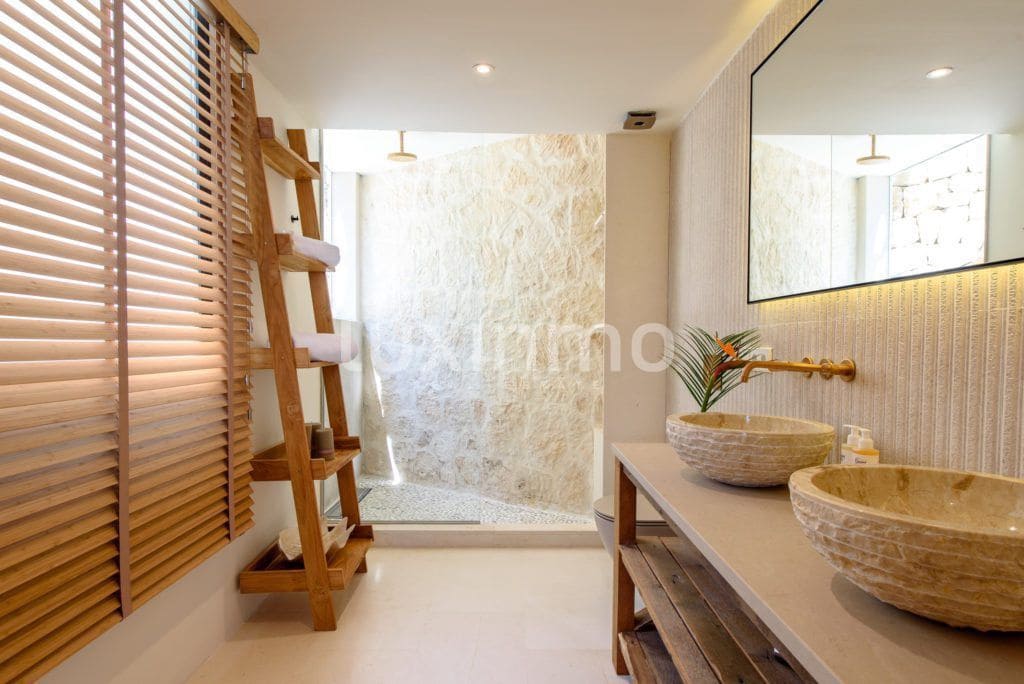 5 bedroom Villa for sale in Santa Eulalia / Santa Eularia with pool garage - € 5,900,000 (Ref: 9517932)